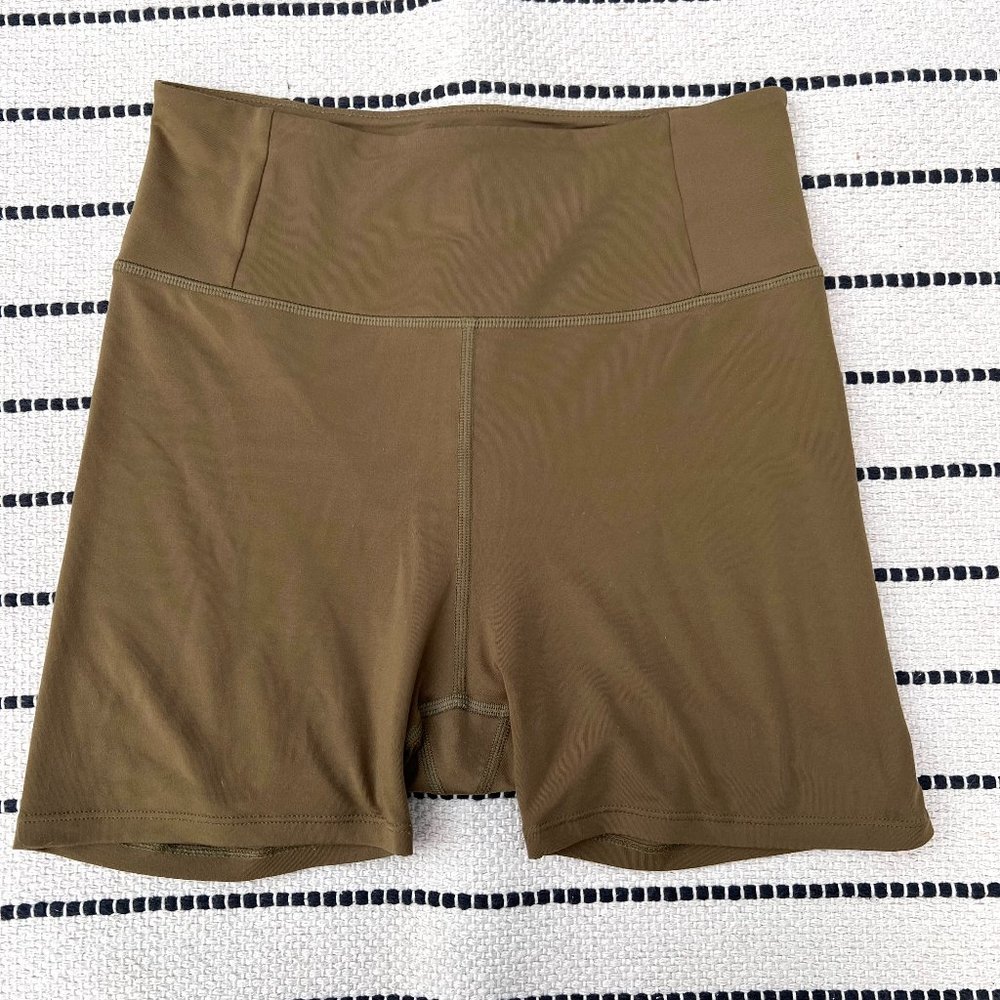 Girlfriend Collective FLOAT Ultralight Run Shorts Olive Green